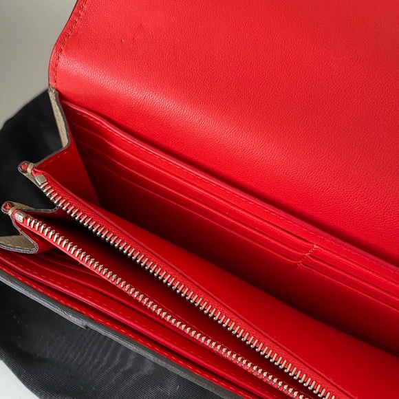 Brand new Celine Wallet - Picture 5 of 5